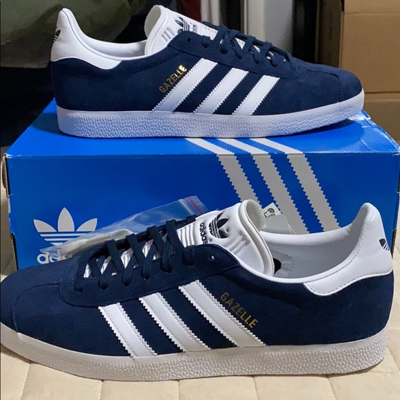 mens navy gazelles size 9